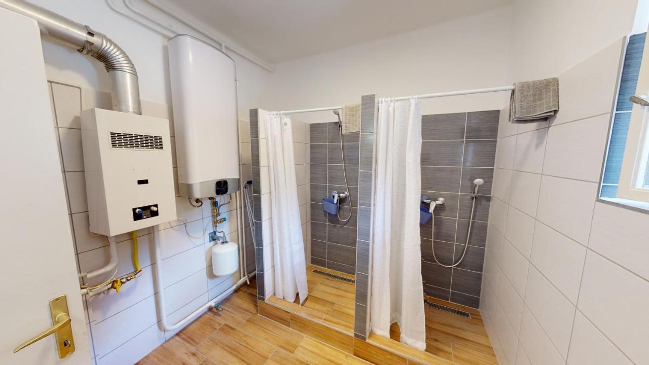 Family Apartman Miskolc Exterior foto